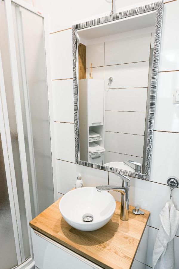 דירות אוסטריצקי דולנה Apartament Mietowy מראה חיצוני תמונה